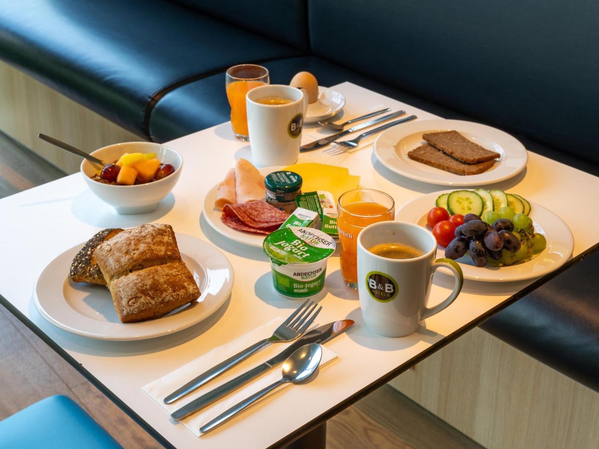 B&B Hotel Goettingen-City Екстериор снимка