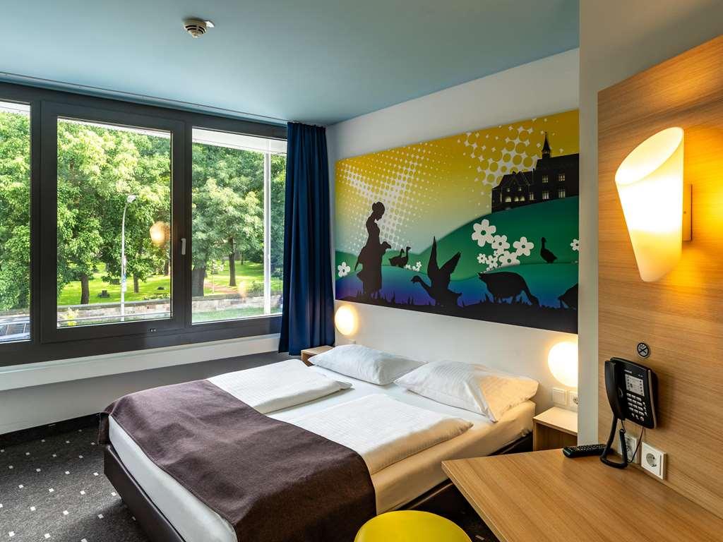 B&B Hotel Goettingen-City Стая снимка